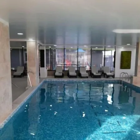 Bell View Holiday By Alezzi Piscina With Parking ナボダリ