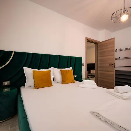 Bell View Holiday By Alezzi Piscina With Parking